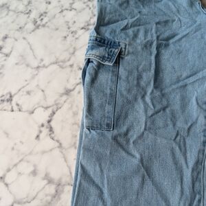 Forever 21 Light Blue Relaxed Jeans